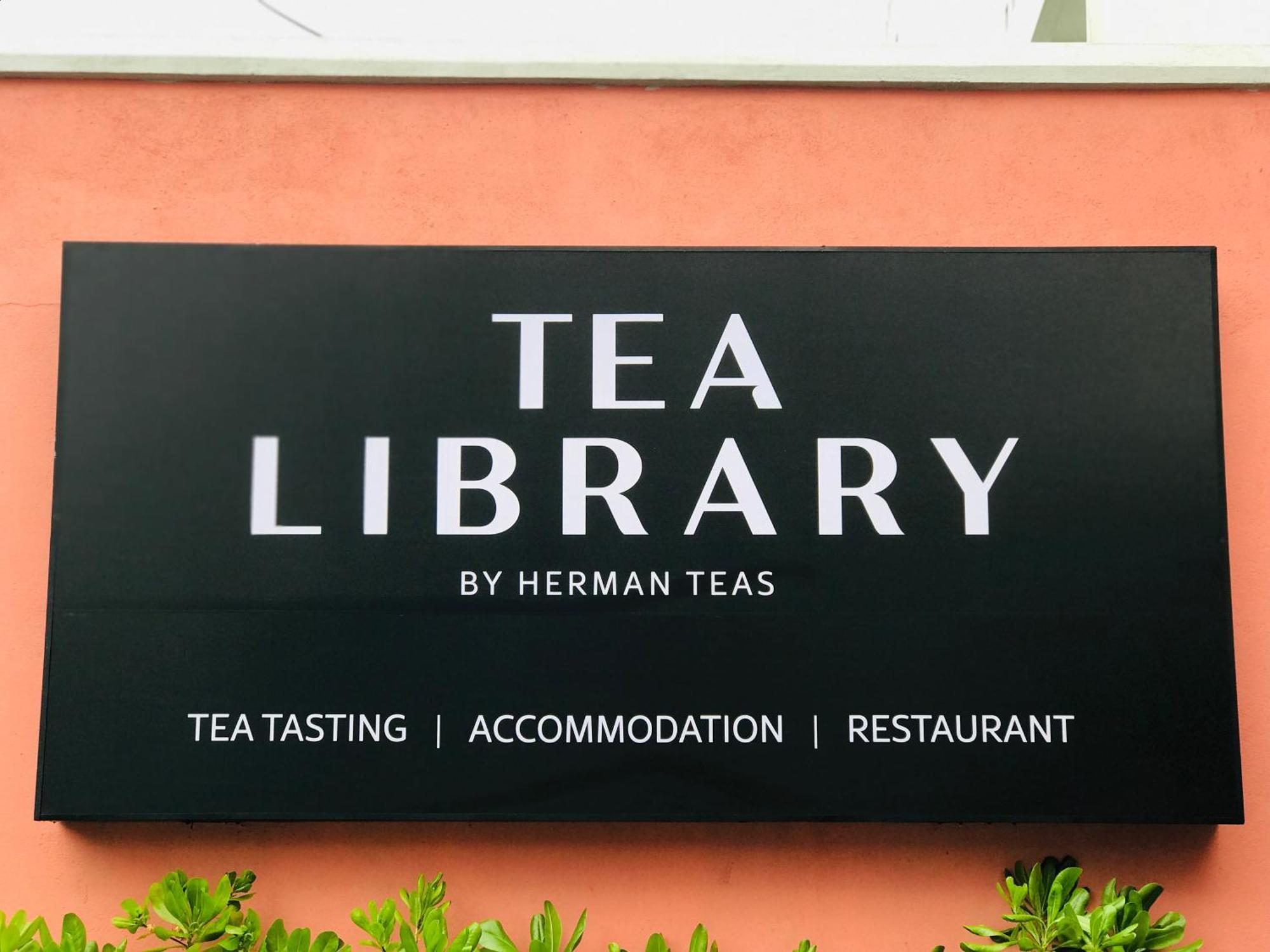 Tea Library Bed & Breakfast Hikkaduwa Exterior photo